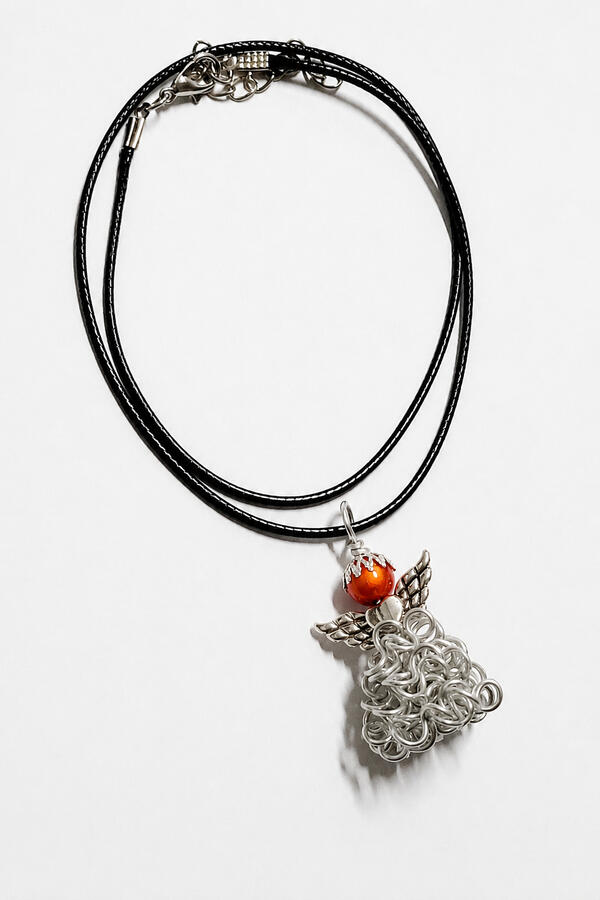 1 Schutzengel-Kette – 6,50 €